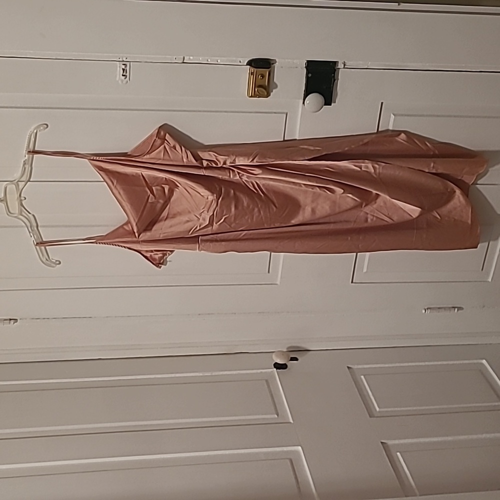 🆕️Zomva Silky Dress 👗